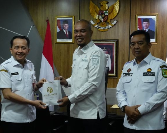 Tingkatkan Keuangan Daerah dan PAD, Bupati Inhu Cari Solusi ke Kemendagri