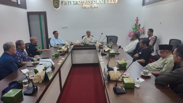 Rektor UIR Dukung Pelaksanaan Seminar dan UKW JMSI Riau