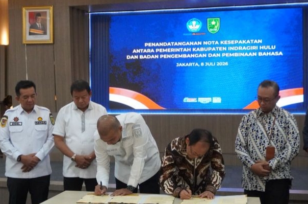 Lestarikan Bahasa Daerah, Pemkab Inhu Teken MoU dengan Badan Bahasa