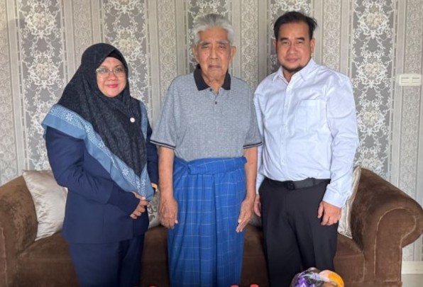 Bupati Siak Bawa Direktur BSP Temui Arwin AS Bahas Perusahaan Daerah
