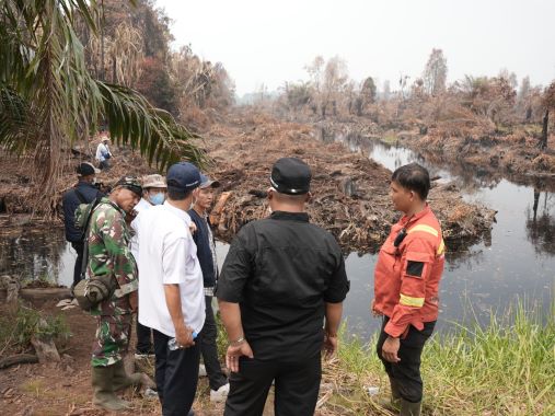 Antisipasi Perluasan Karhutla, Plh Bupati Siak Pimpin Koordinasi Lapangan 