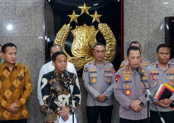 Menhut akan Cabut 20 Izin PBPH Termasuk di Area Banjir dan Longsor Sumatera